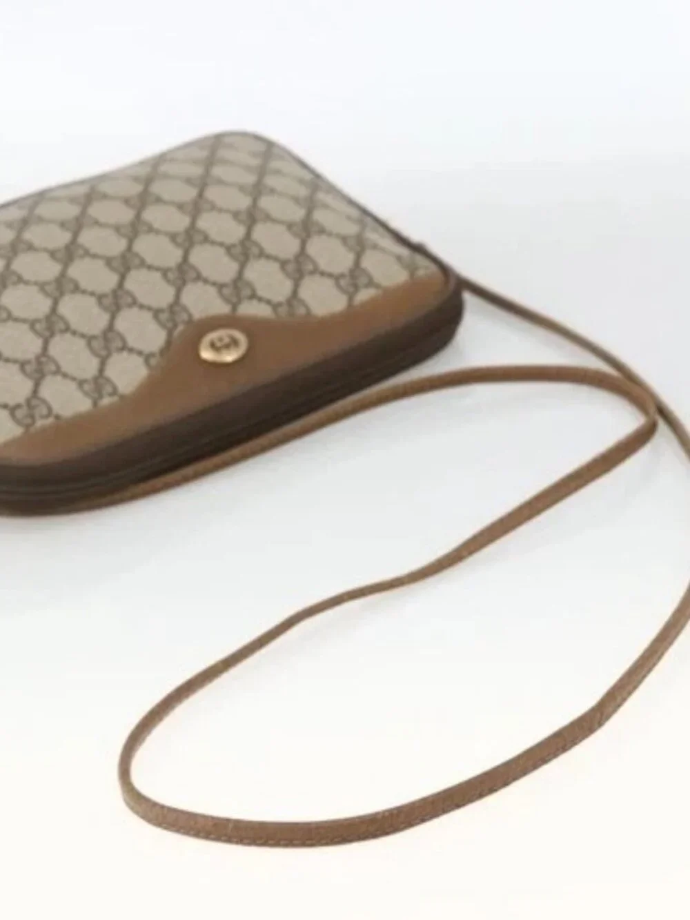 GUCCI GG Supreme Shoulder Bag PVC Beige Gold 116 02 068 Auth ka3454